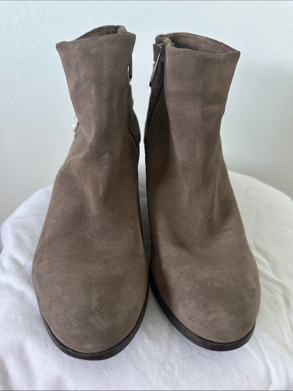SamEde Women’s Taupe Suede Side-Zip Ankle Booties Size 8